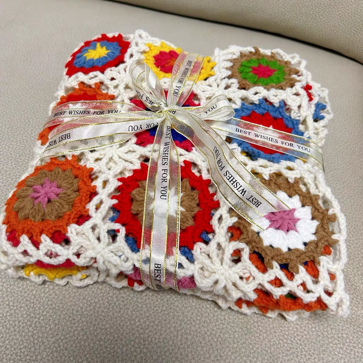 Flower pattern motif hand-knitted 120x60cm blanket Granny square mother gift