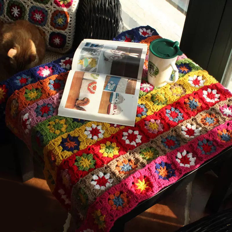 Hand-crocheted striped daisy blanket 80*60cm