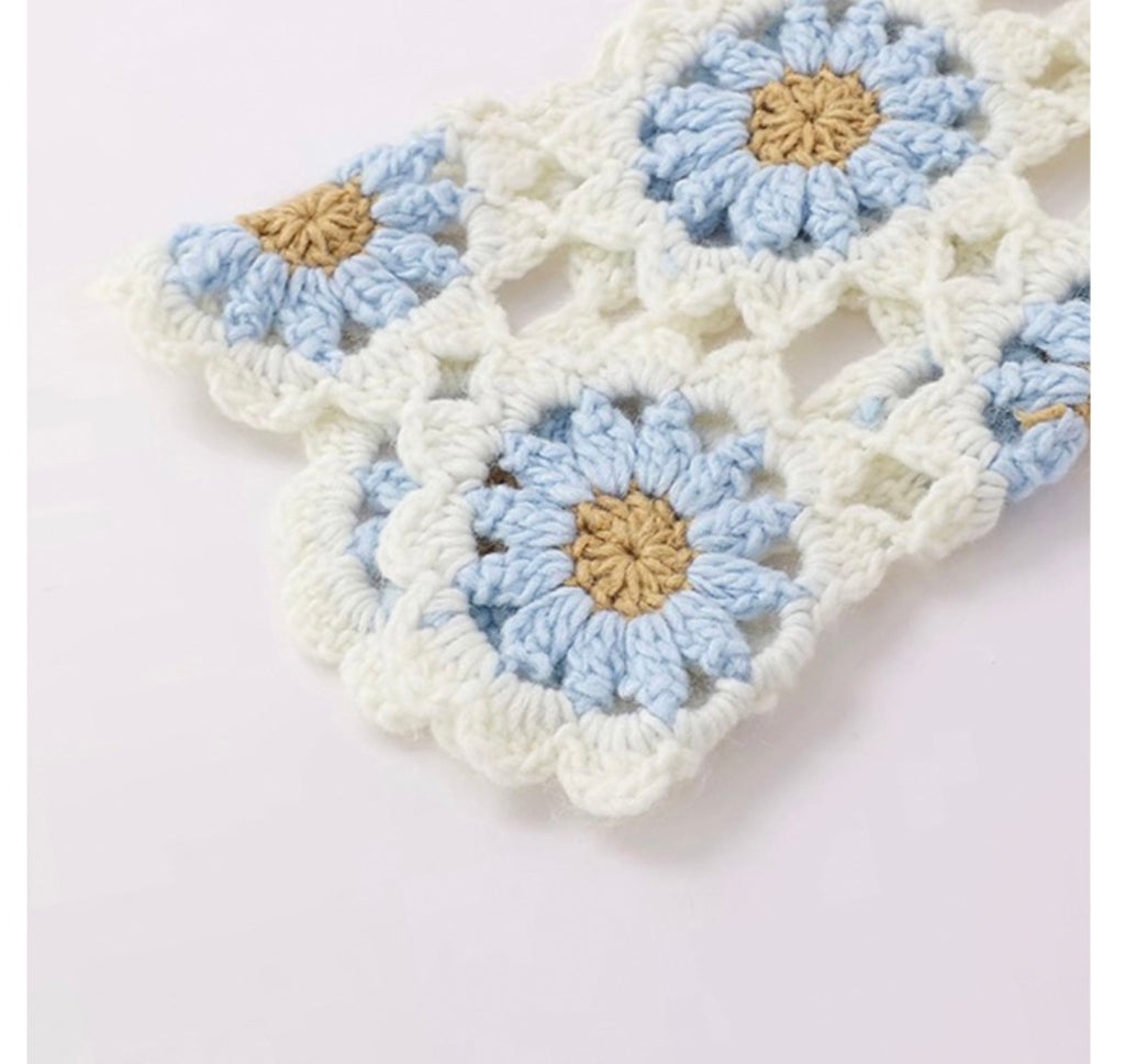 Finished hand-crocheted Icelandic wool sweater, autumn/winter floral long sleeves