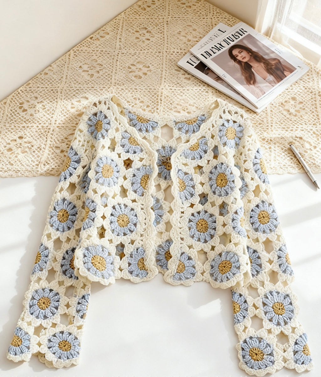 Finished hand-crocheted Icelandic wool sweater, autumn/winter floral long sleeves